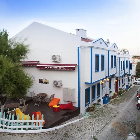 Iola 4* Bozcaada