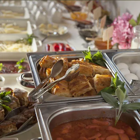 Ξενοδοχείο Iola