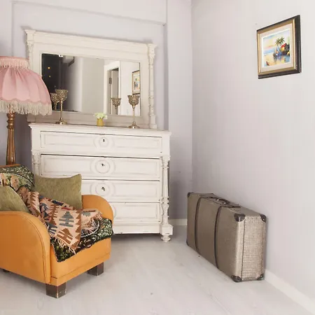 Iola 4* Bozcaada