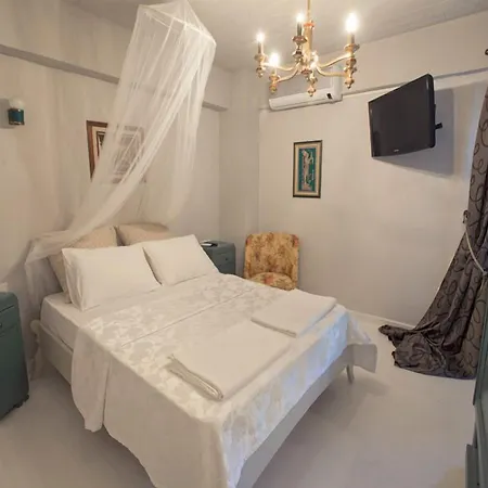 Hotel Iola 4*